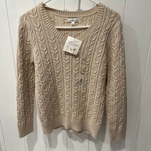 Croft and Barrow NWT Long sleeve V-Neck Cotton sweater.